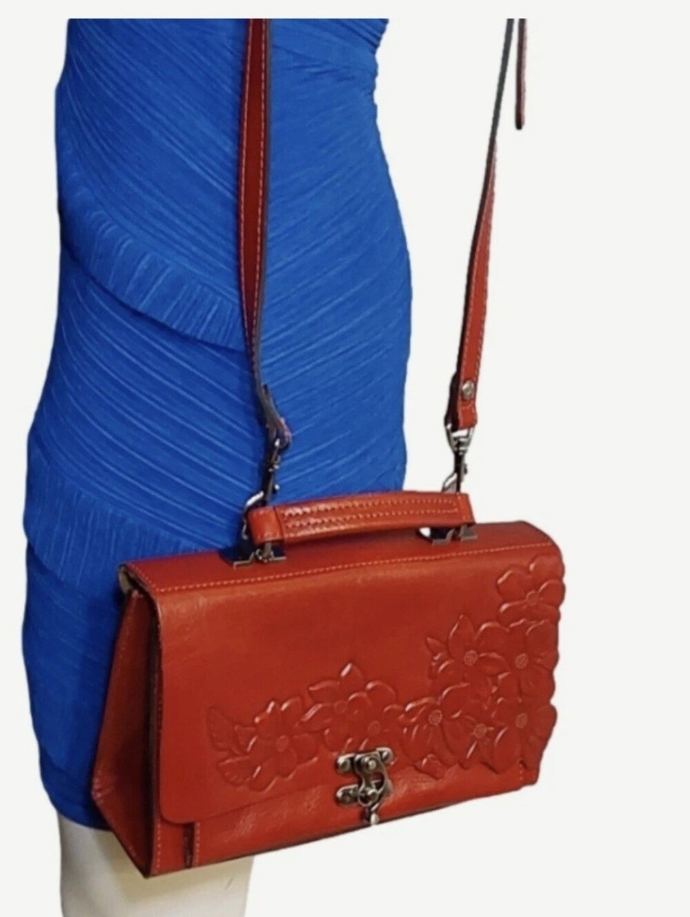 Patricia Nash Berry Red Hand Cut Tooled - Picture 9 of 9